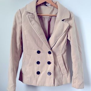 H & M Peacoat in Beige